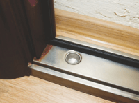 Пасивен шип на блиндирана входна врата